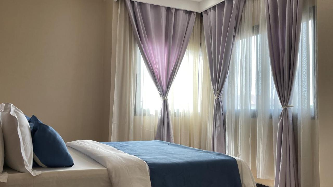 Sky Kenako Hotel Kribi Kültér fotó