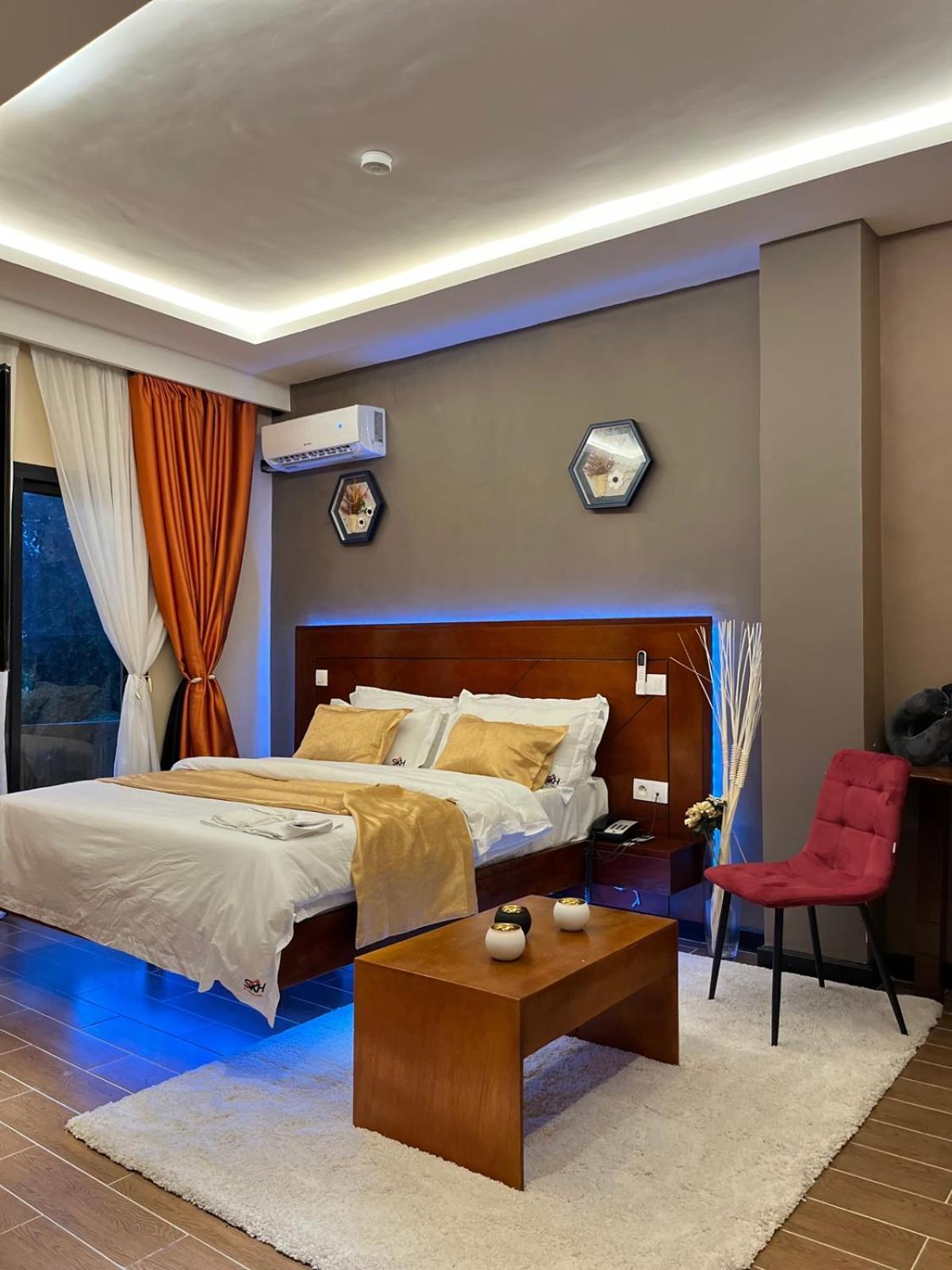 Sky Kenako Hotel Kribi Kültér fotó